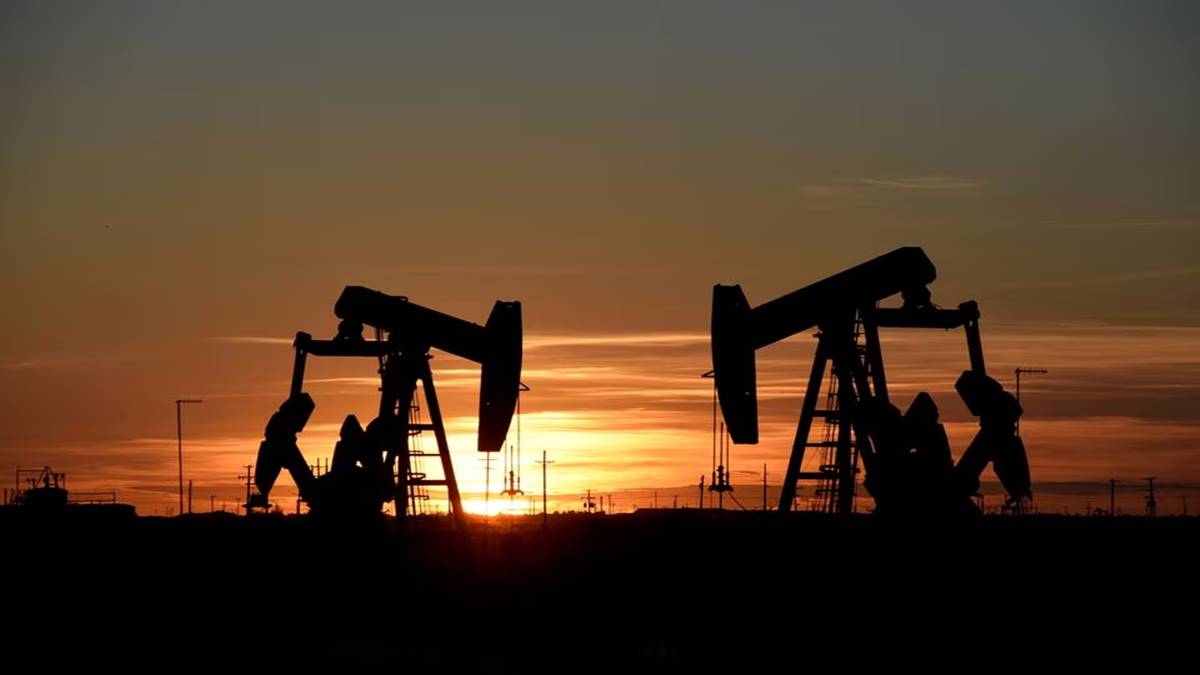 Crude oil prices set for sixth weekly gain as producers pledge output cuts