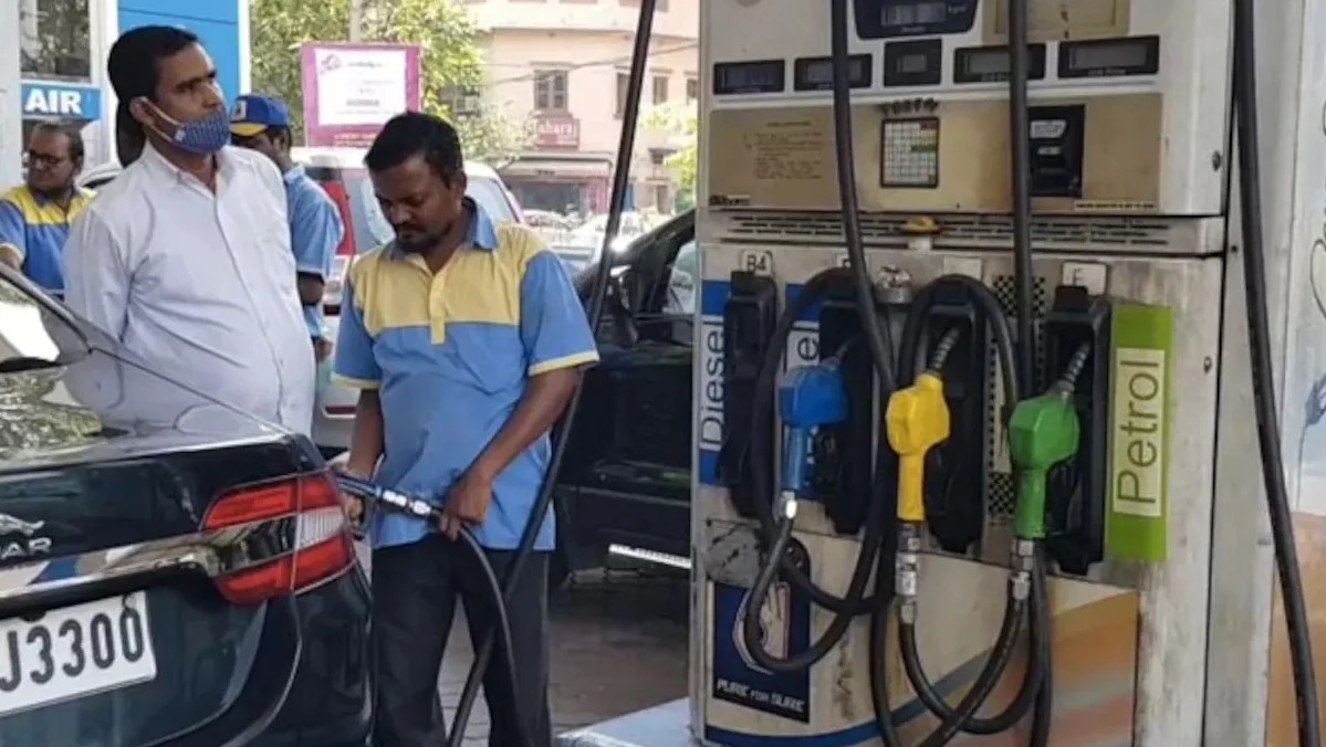 Petrol and Diesel Rate Today, 4 August: Some cities see revision; Check rates in Delhi, Mumbai, other cities