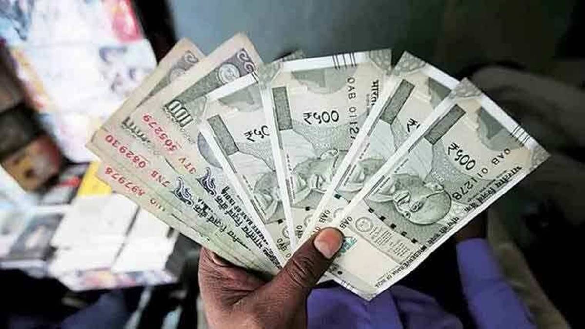 Indian rupee unable to sustain opening rally on corporate dollar demand