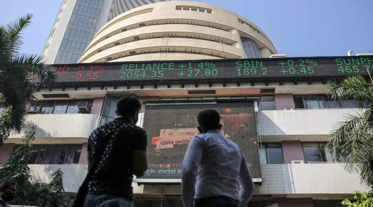 Nifty must rise above 18,520 to resume uptrend, Bank Nifty resistance at 43,800; broad-based rally ruled out