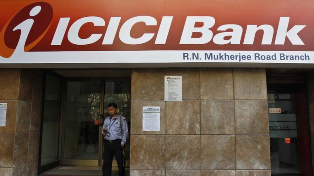 ICICI Bank shares flat after touching fresh lifetime high; should you buy, sell, or hold?