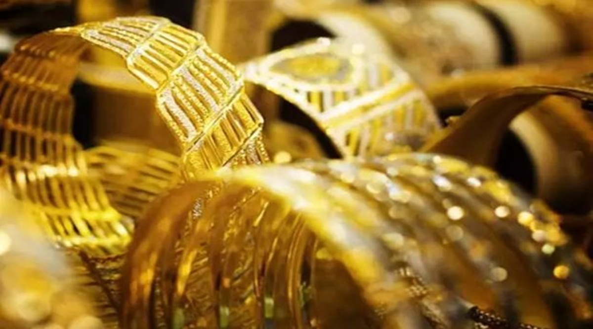 MCX gold outlook: MCX December gold may rise to Rs 53000 on weakness in US dollar; go long on every dip