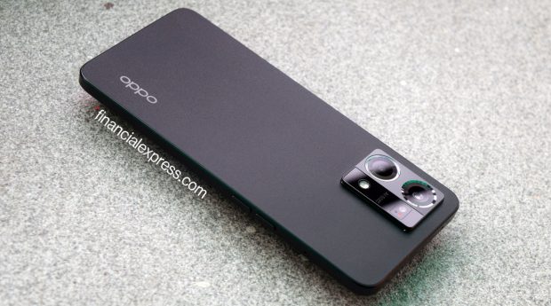 Oppo F21 Pro first look