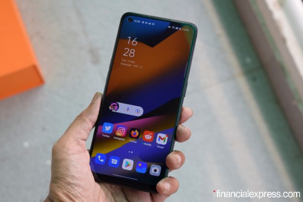 Oppo F21 Pro first look