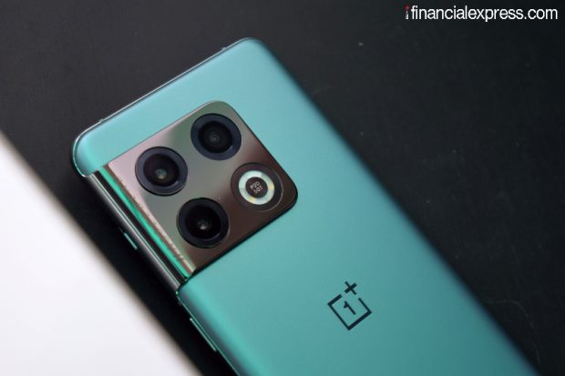 The primary (48MP, Sony IMX789) and tertiary (8MP telephoto) cameras in the OnePlus 10 Pro are being carried over from the OnePlus 9 Pro. The secondary ultrawide-angle camera is getting a refresh with a 50MP sensor that sits behind a wider 150-degree field-of-view lens. Users will be able to shoot at full 150-degrees (with Fisheye) or up to 110-degrees (with distortion correction). OnePlus is retaining its partnership with Hasselblad like before (now in its second generation). On the front, the OnePlus 10 Pro has a 32MP camera. (Photo credit: Saurabh Singh/Financial Express)