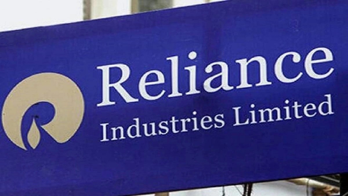 RIL m-cap crosses Rs 17 trillion