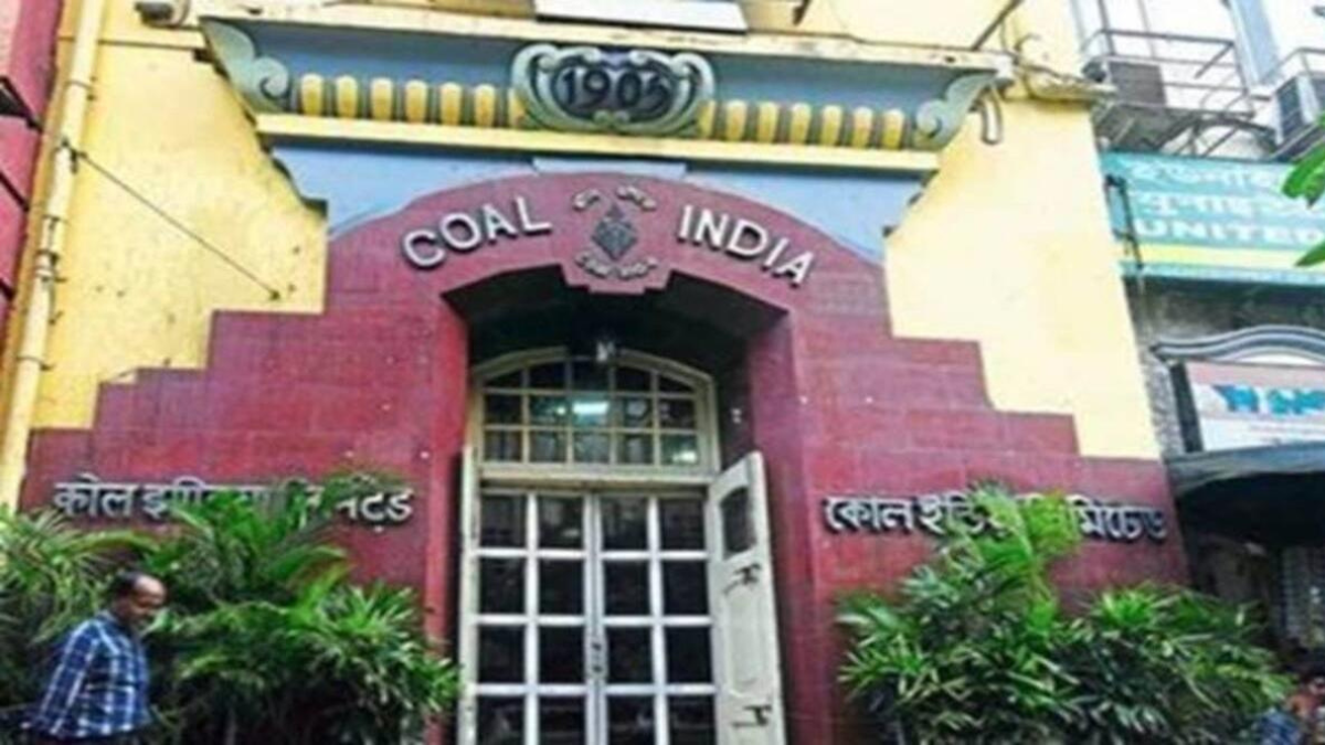 Coal India OFS today, govt seeks to offload 3% stake for Rs 4200 cr, share price tanks 5%; check 10 key details