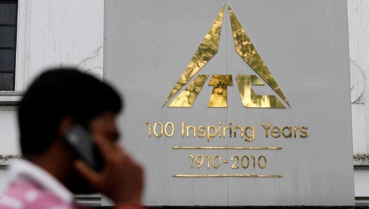 ITC share price tanks nearly 2% today despite 23% rise in Q4 profit; Should you buy, sell or hold ITC stock?